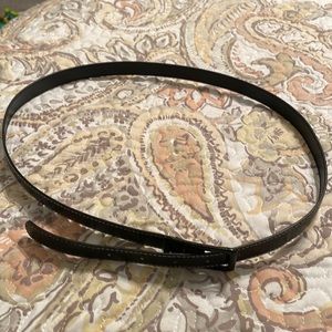 Black skinny belt